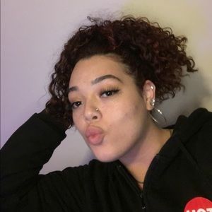 Meet your Posher, Aylana